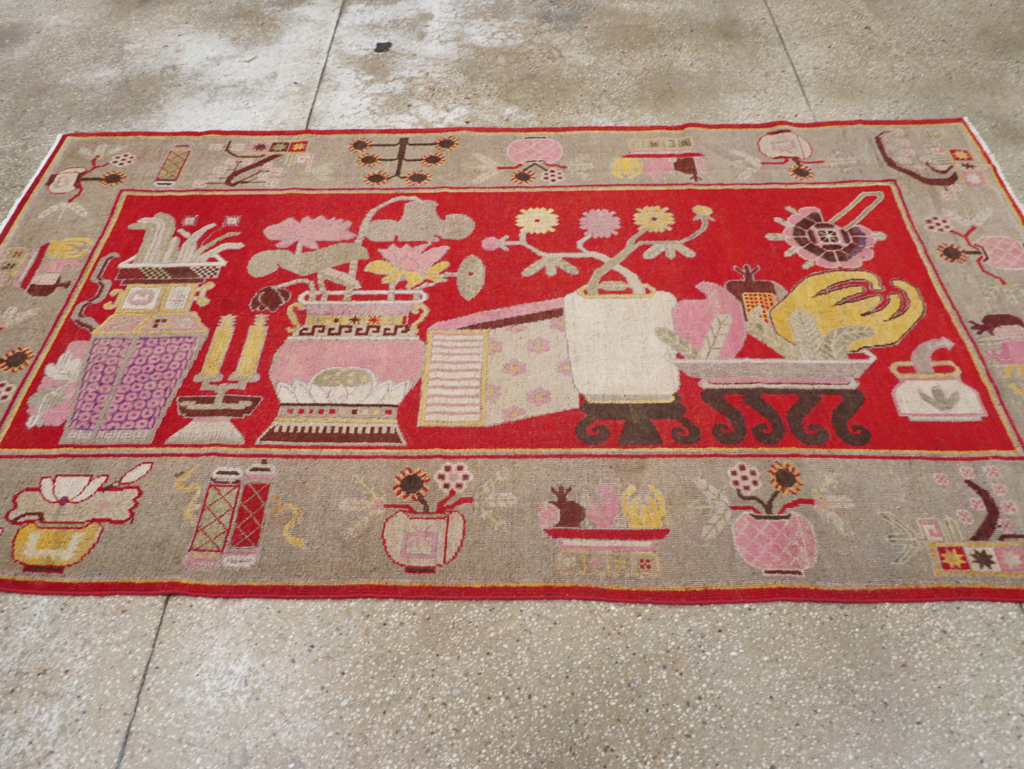 Antique East Turkestan Pictorial Vase Khotan Rug, No.31790 - Galerie Shabab