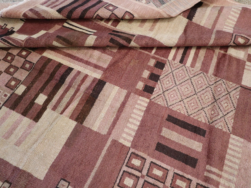 Vintage Indian Art Deco Style Room Size Carpet, No.31792 - Galerie Shabab