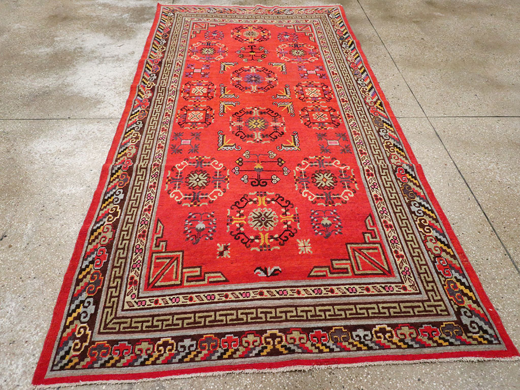 Antique East Turkestan Khotan Gallery Rug, No.31819 - Galerie Shabab