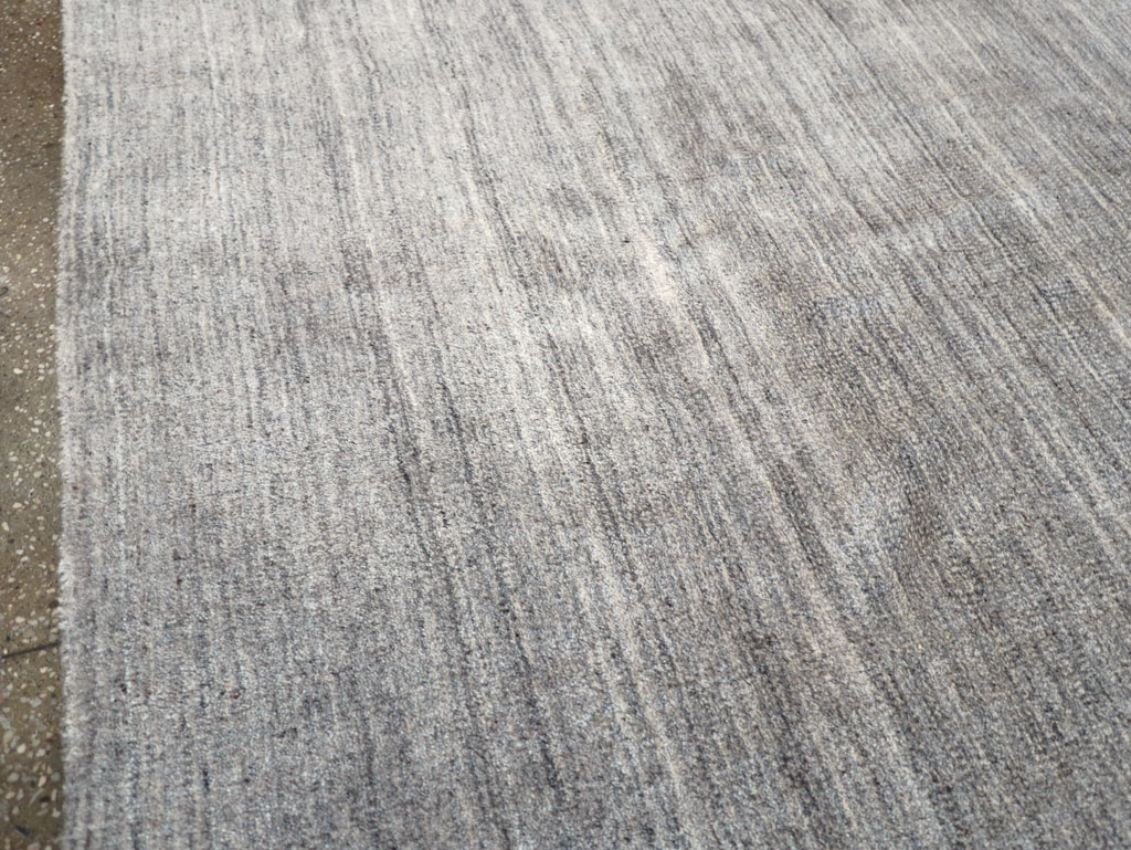 Modern Turkish Small Room Size Carpet, No.31824 - Galerie Shabab