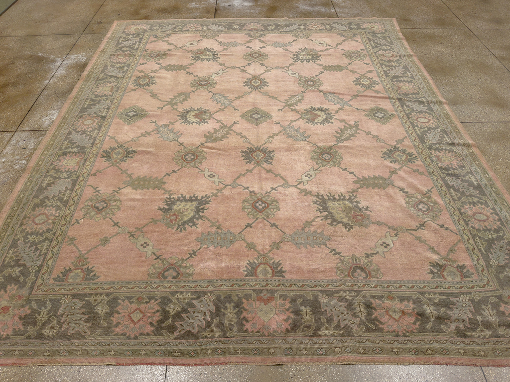 Antique Turkish Oushak Room Size Carpet, No.31829 - Galerie Shabab