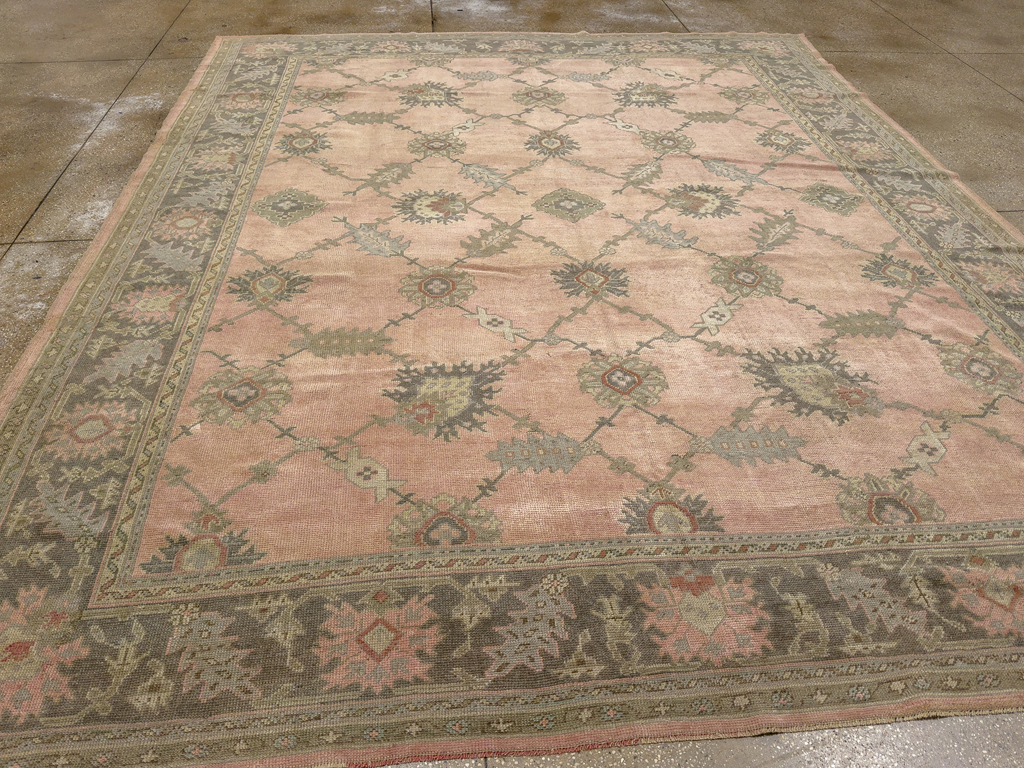 Antique Turkish Oushak Room Size Carpet, No.31829 - Galerie Shabab