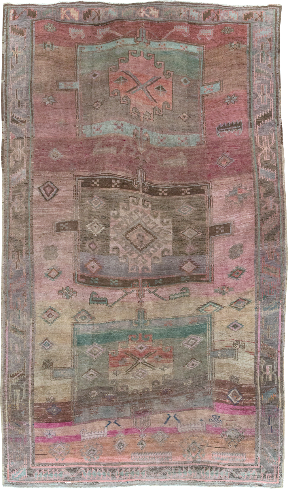 Vintage Turkish Anatolian Tribal Gallery Carpet, No.31830 - Galerie Shabab
