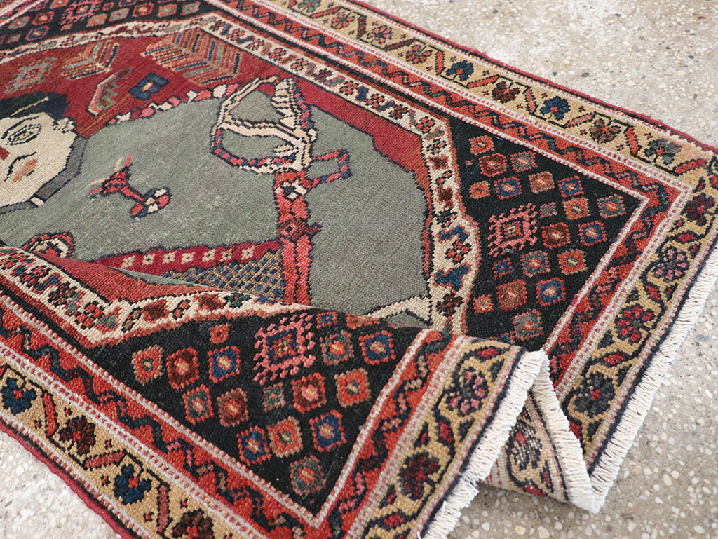 Antique Persian Pictorial Malayer Rug, No.31833 - Galerie Shabab