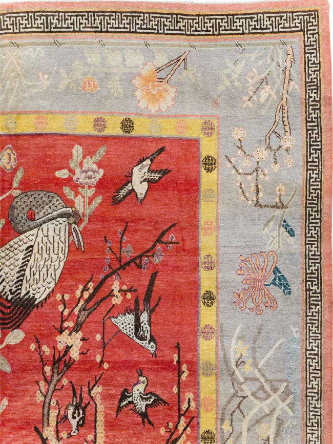 Antique East Turkestan Pictorial Khotan Small Room Size Carpet, No.31844 - Galerie Shabab