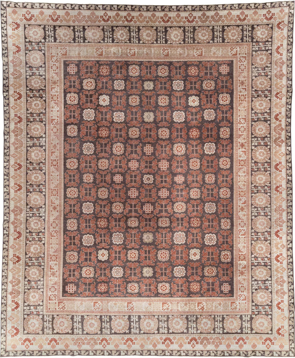 Modern East Turkestan Khotan Room Size Carpet, No.31848 - Galerie Shabab