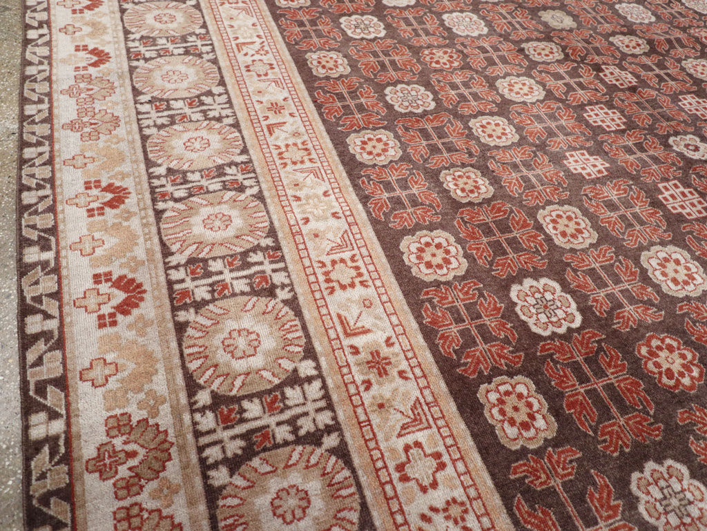 Modern East Turkestan Khotan Room Size Carpet, No.31848 - Galerie Shabab
