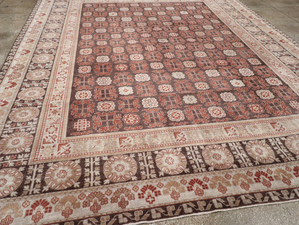Modern East Turkestan Khotan Room Size Carpet, No.31848 - Galerie Shabab