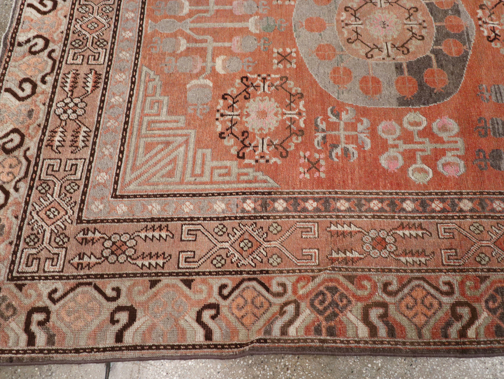 Antique East Turkestan Khotan Gallery Carpet, No.31852 - Galerie Shabab