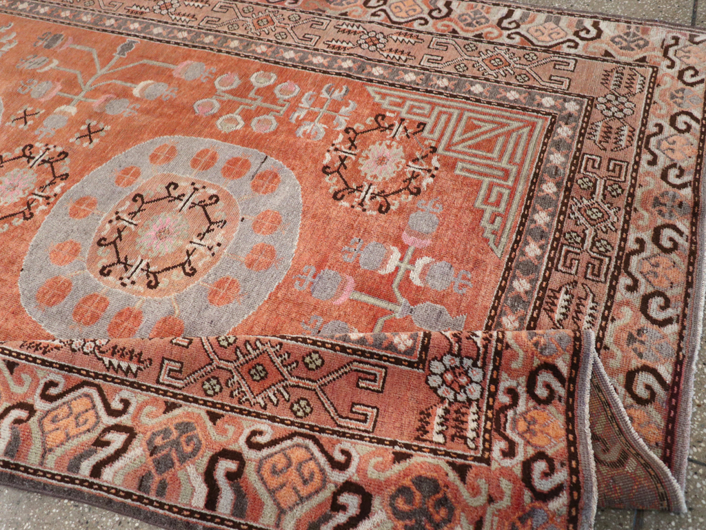 Antique East Turkestan Khotan Gallery Carpet, No.31852 - Galerie Shabab