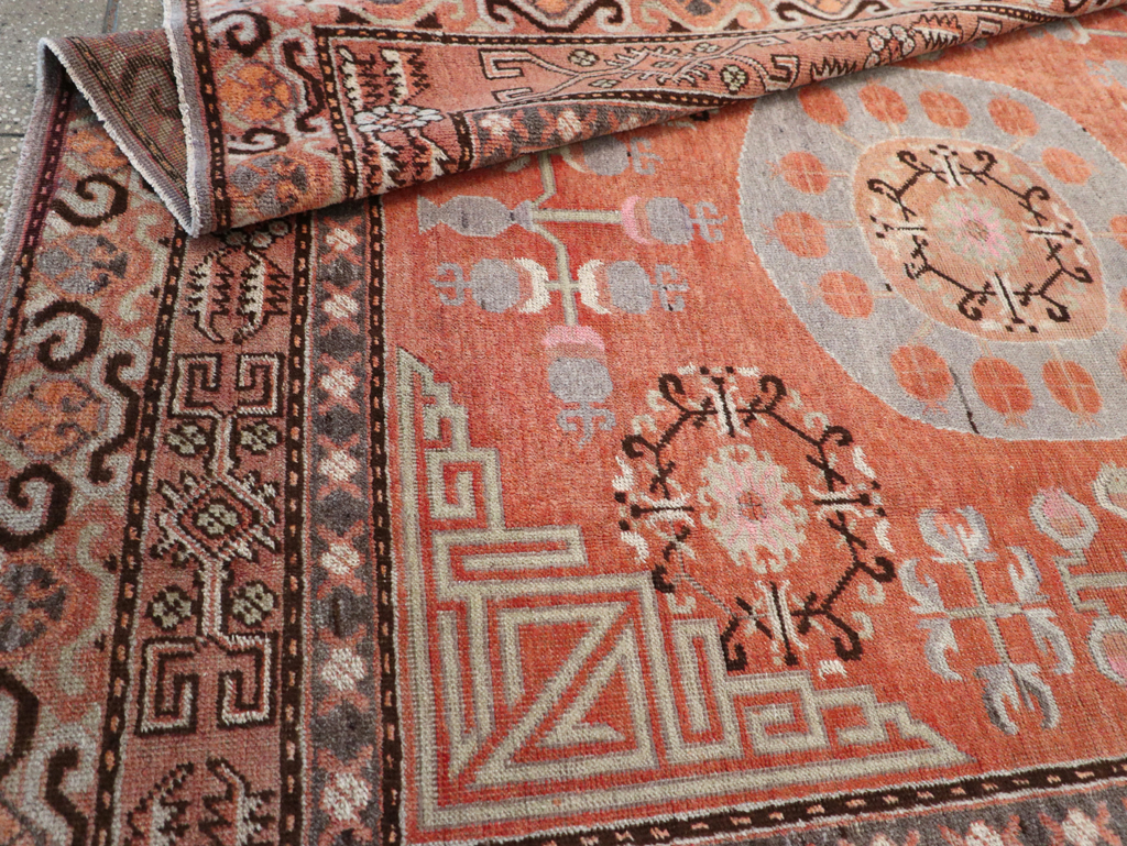 Antique East Turkestan Khotan Gallery Carpet, No.31852 - Galerie Shabab