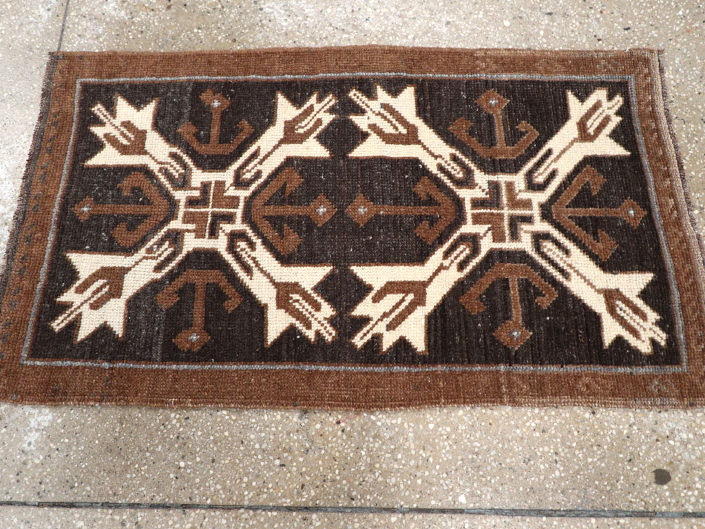 Vintage Turkish Anatolian Throw Rug, No.31855 - Galerie Shabab