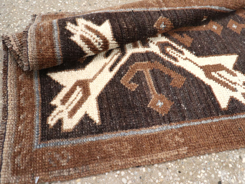 Vintage Turkish Anatolian Throw Rug, No.31855 - Galerie Shabab