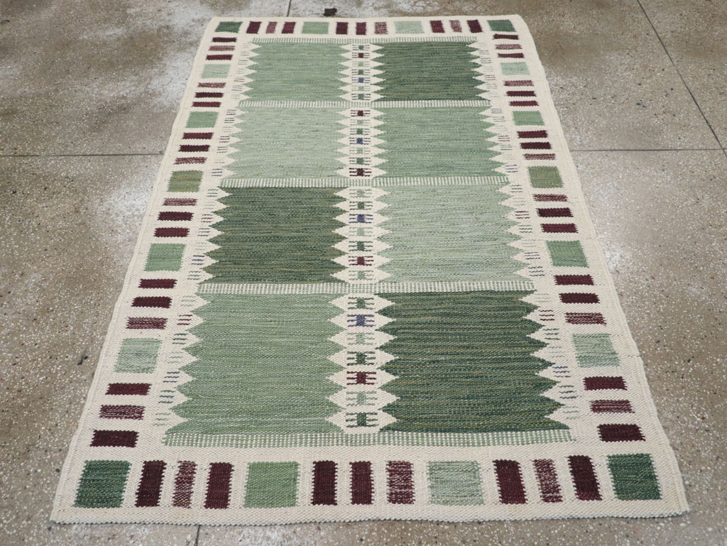Swedish Inspired Modern Turkish Flatweave Accent Rug, No.31857 - Galerie Shabab