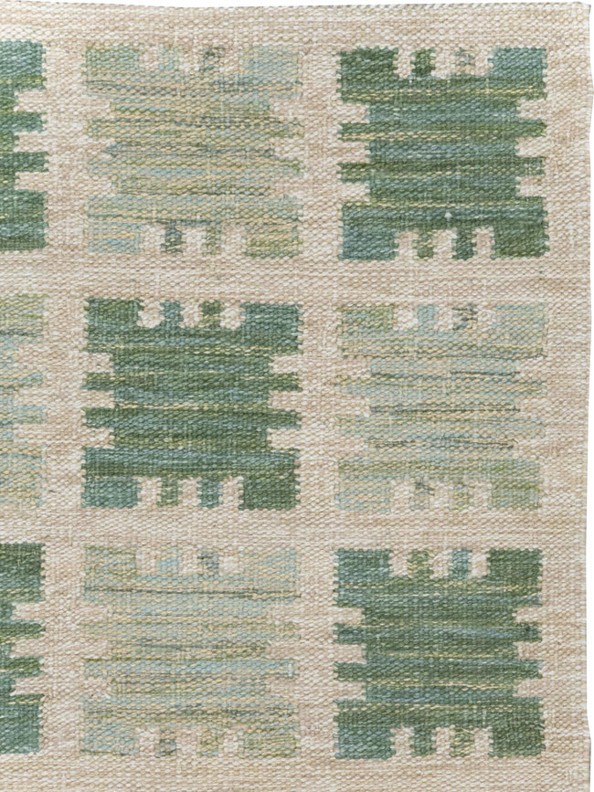 Swedish Inspired Modern Turkish Flatweave Accent Rug, No.31858 - Galerie Shabab