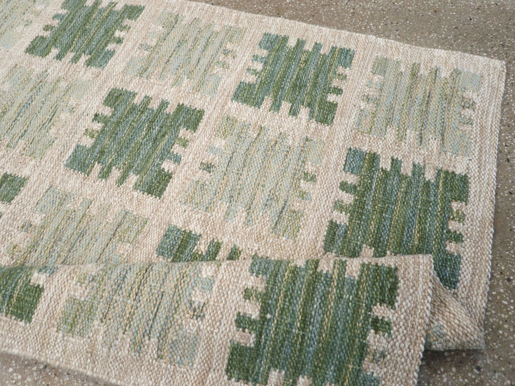 Swedish Inspired Modern Turkish Flatweave Accent Rug, No.31858 - Galerie Shabab