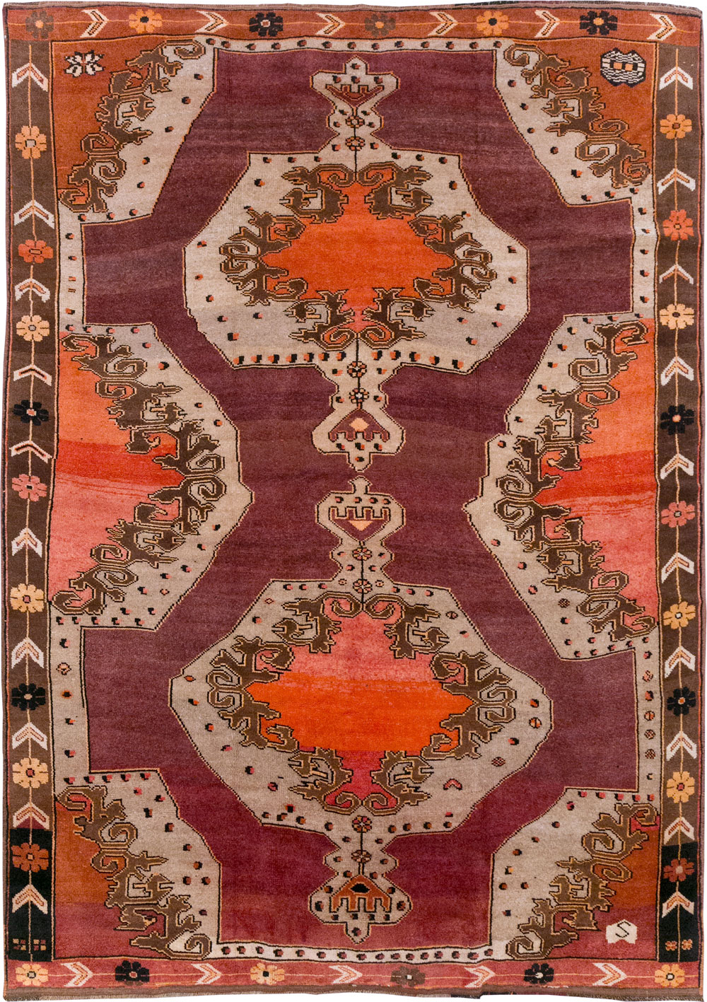 Vintage Turkish Anatolian Room Size Carpet, No.31862 - Galerie Shabab