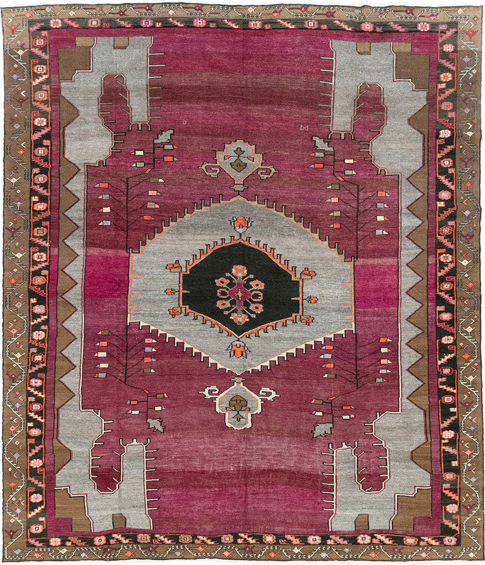 Vintage Turkish Anatolian Large Room Size Carpet, No.31863 - Galerie Shabab