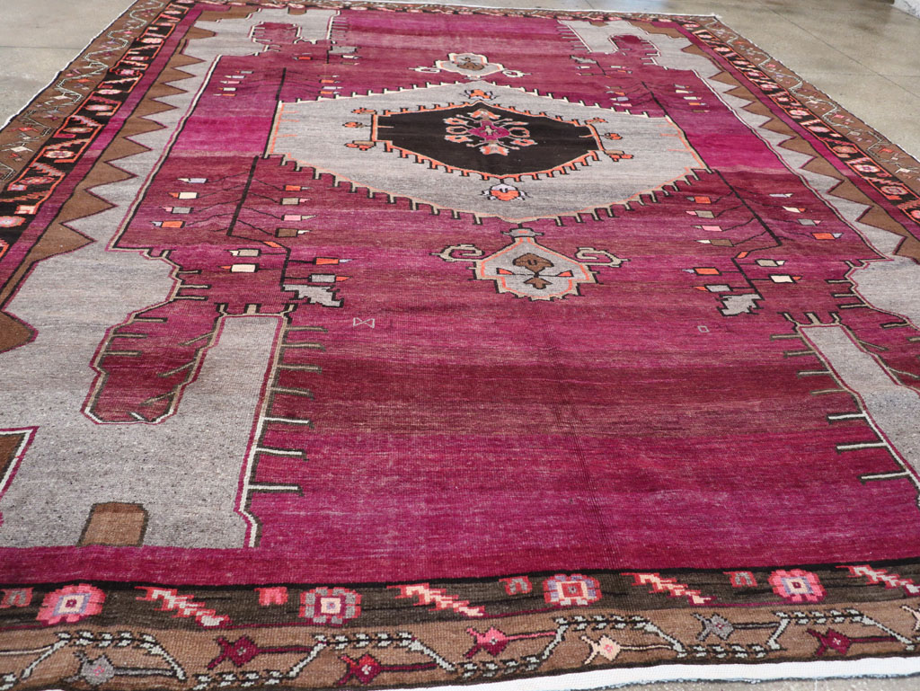 Vintage Turkish Anatolian Large Room Size Carpet, No.31863 - Galerie Shabab
