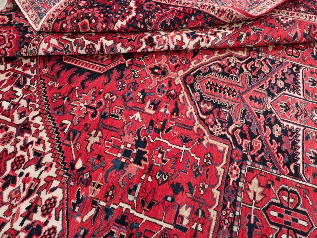 Vintage Persian Heriz Room Size Carpet, No.31864 - Galerie Shabab