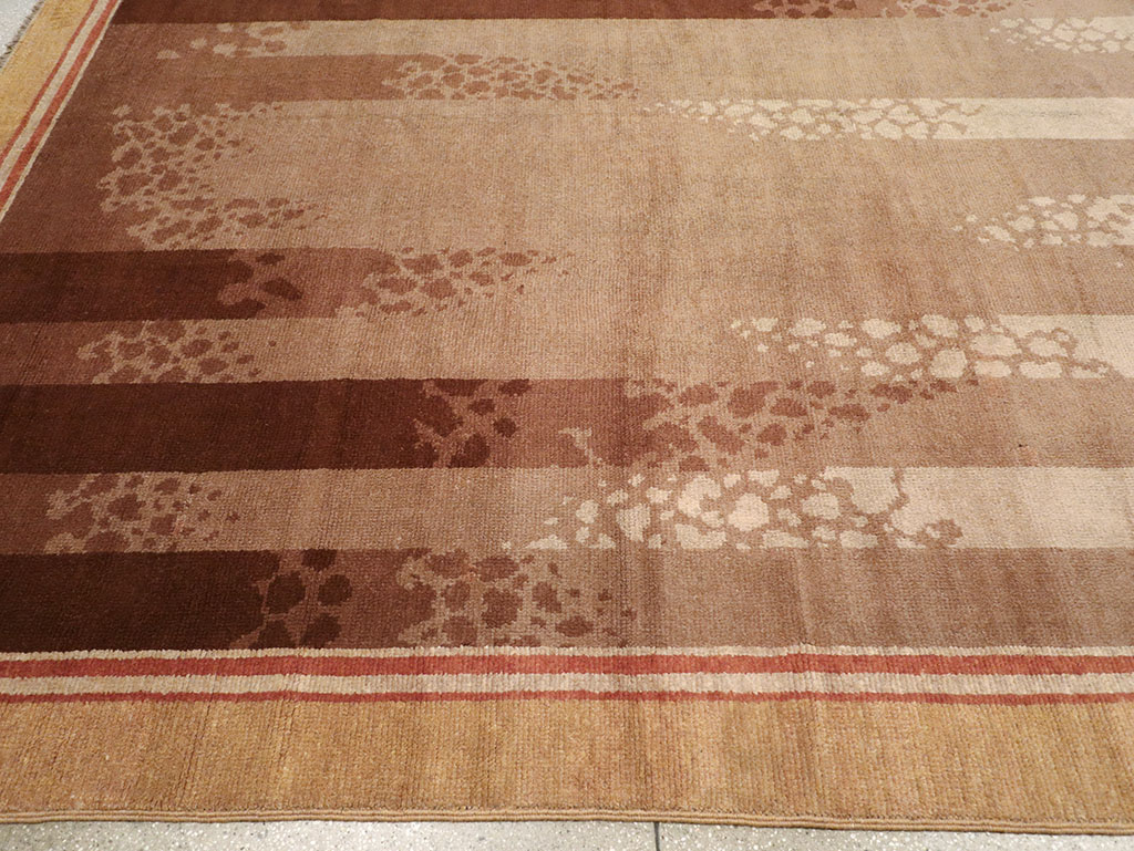 Vintage French Large Art Deco Carpet, No.31870 - Galerie Shabab