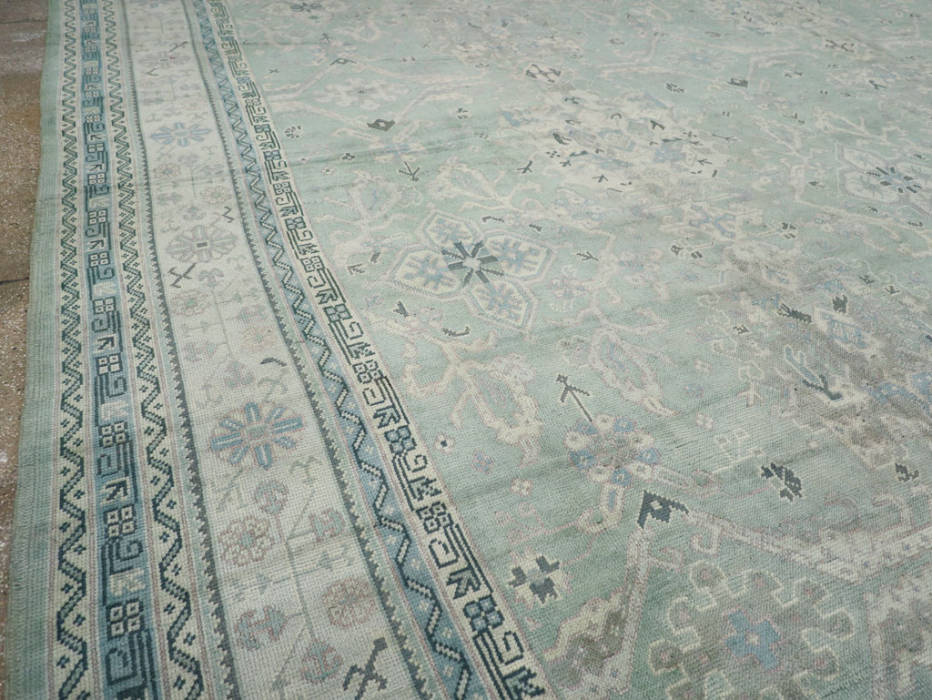 Antique Turkish Oushak Oversize Carpet, No.31871 - Galerie Shabab