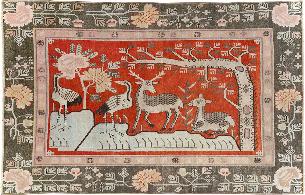 Vintage East Turkestan Khotan Pictorial Accent Carpet, No.31880 - Galerie Shabab