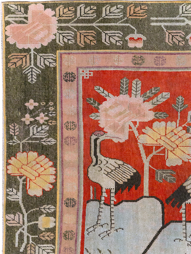 Vintage East Turkestan Khotan Pictorial Accent Carpet, No.31880 - Galerie Shabab