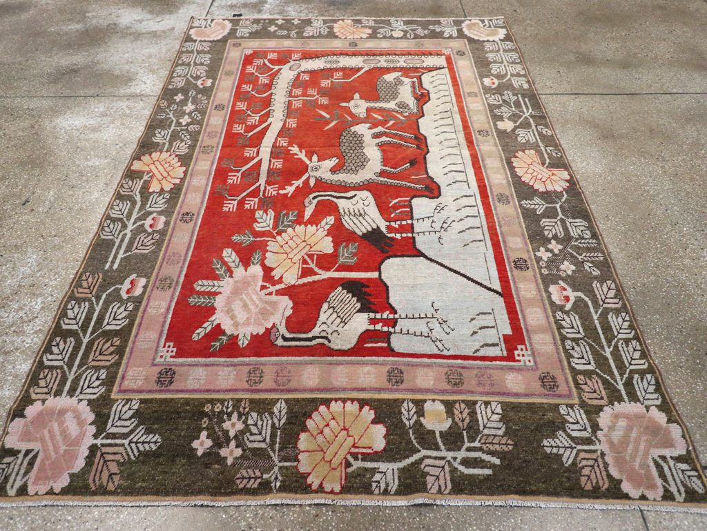 Vintage East Turkestan Khotan Pictorial Accent Carpet, No.31880 - Galerie Shabab
