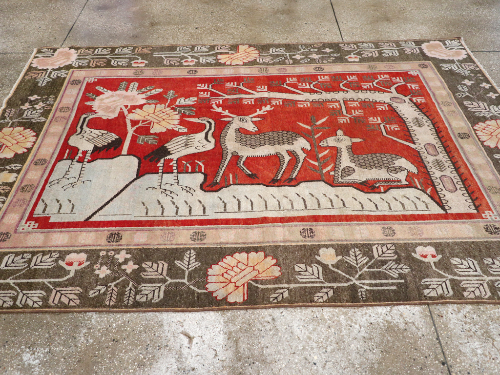 Vintage East Turkestan Khotan Pictorial Accent Carpet, No.31880 - Galerie Shabab