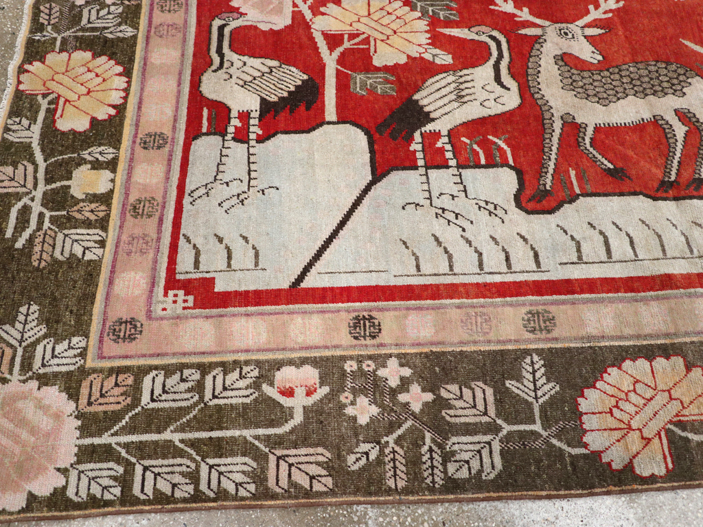 Vintage East Turkestan Khotan Pictorial Accent Carpet, No.31880 - Galerie Shabab