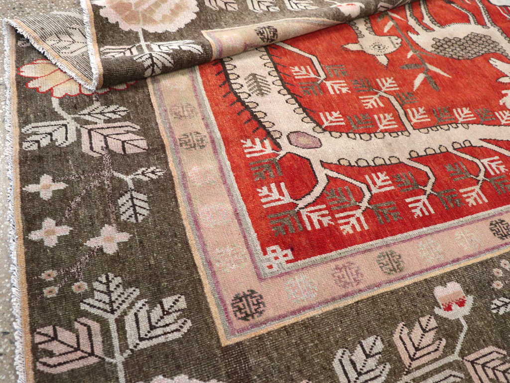 Vintage East Turkestan Khotan Pictorial Accent Carpet, No.31880 - Galerie Shabab