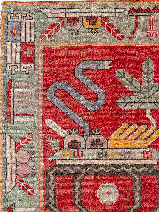 Antique East Turkestan Khotan Pictorial Accent Rug, No.31883 - Galerie Shabab