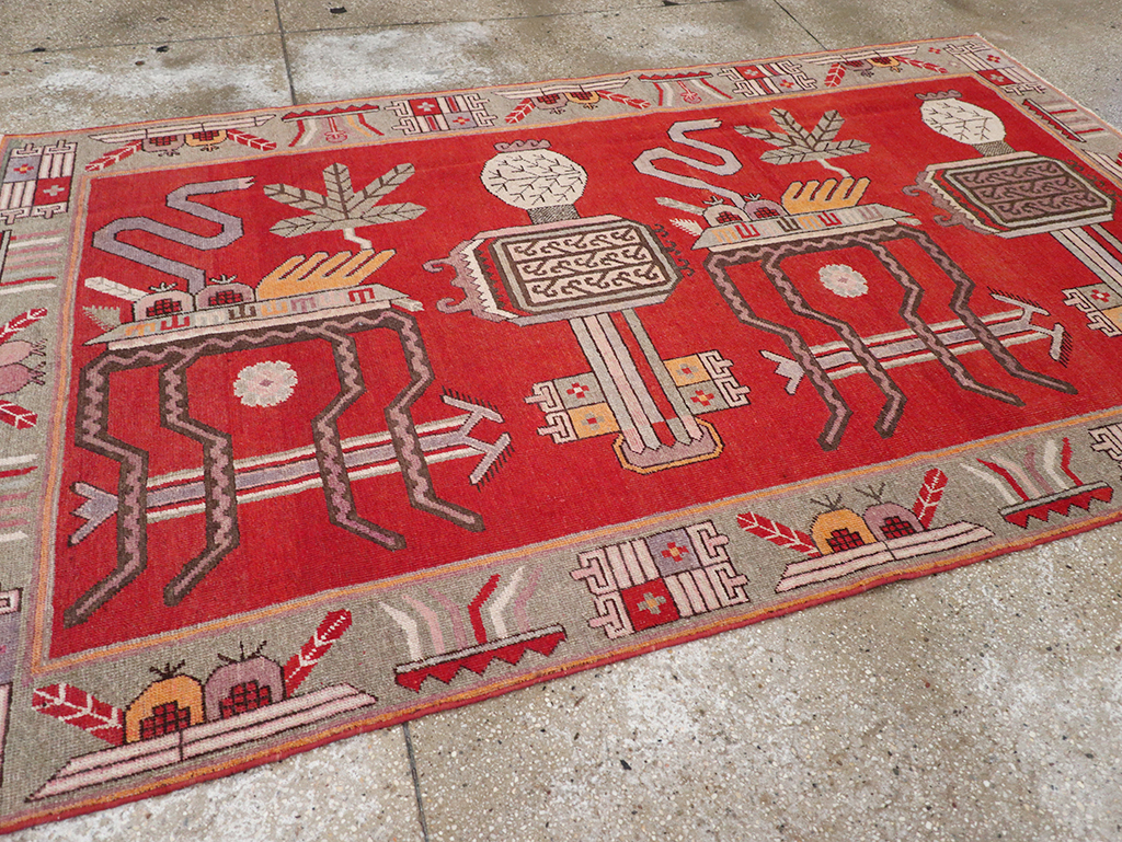 Antique East Turkestan Khotan Pictorial Accent Rug, No.31883 - Galerie Shabab