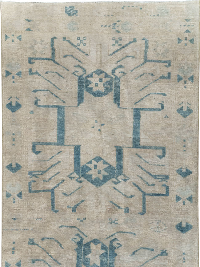Vintage Persian Malayer Small Runner, No.31888 - Galerie Shabab