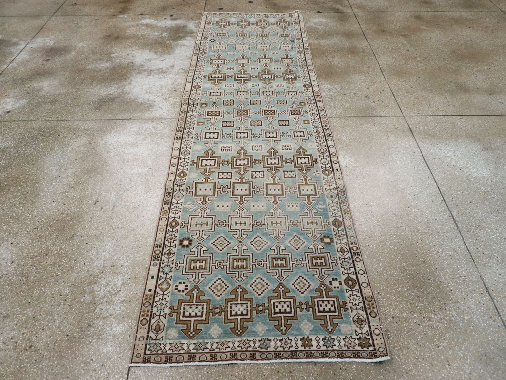Vintage Persian Malayer Runner, No.31890 - Galerie Shabab