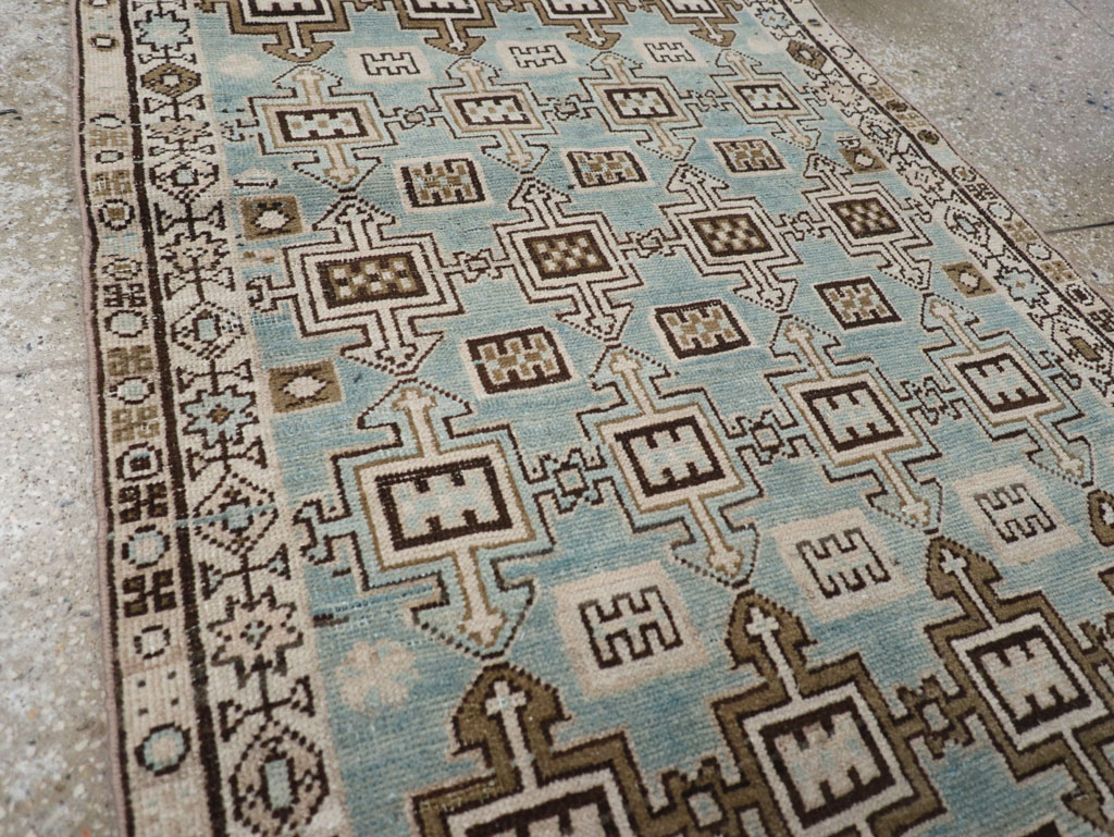 Vintage Persian Malayer Runner, No.31890 - Galerie Shabab