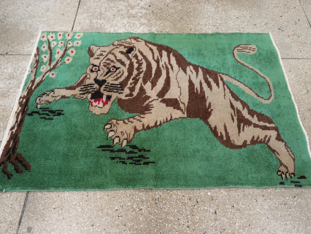 Vintage Turkish Anatolian Pictorial Rug, No.31898 - Galerie Shabab
