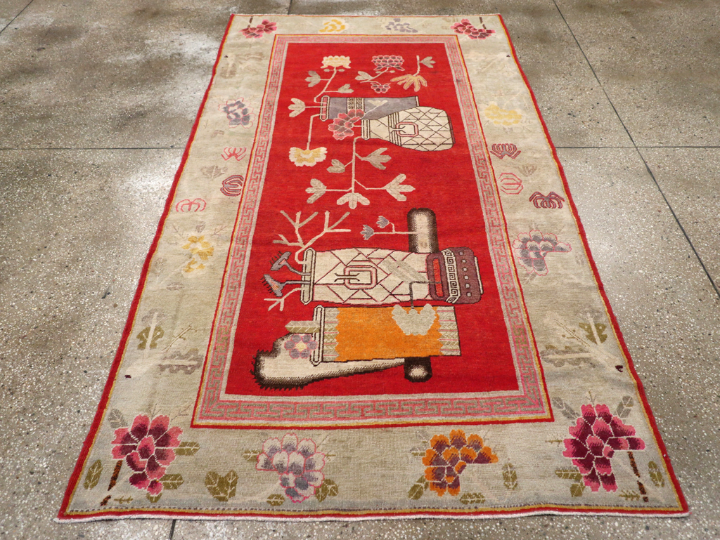 Vintage East Turkestan Pictorial Vase Khotan, No.31902 - Galerie Shabab