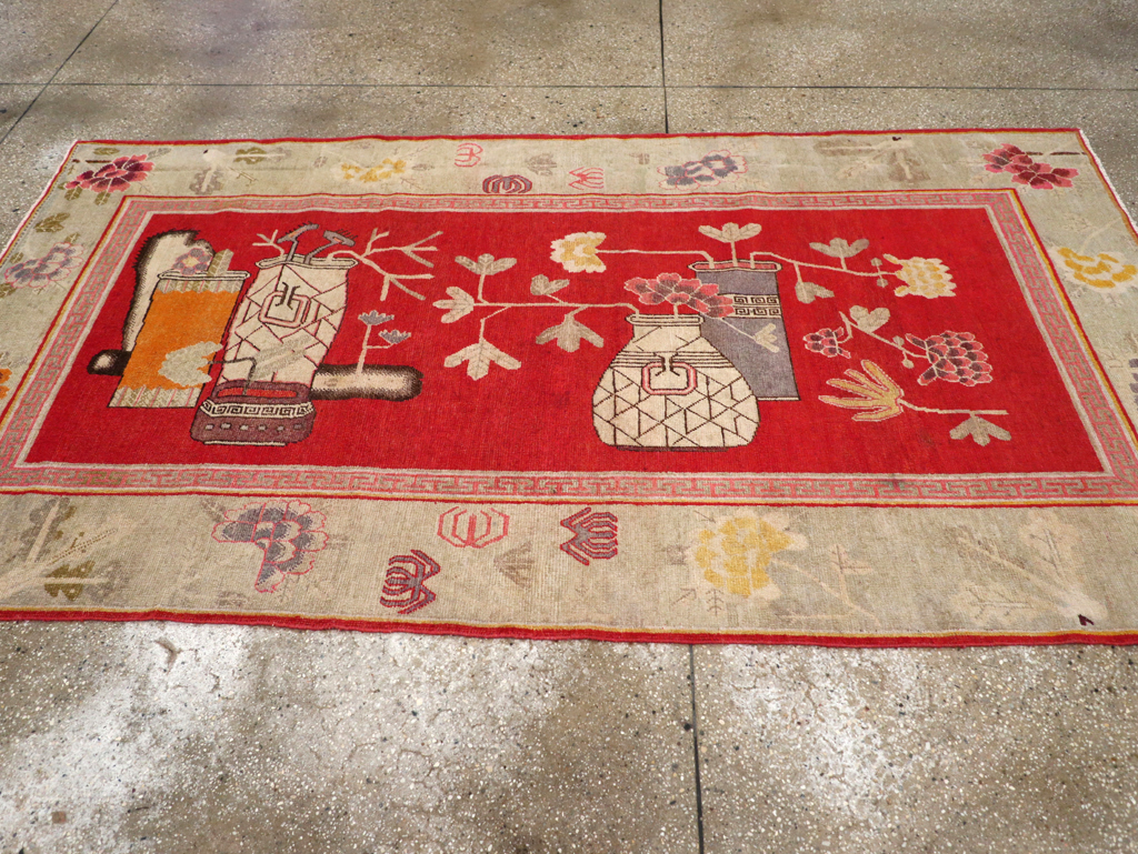 Vintage East Turkestan Pictorial Vase Khotan, No.31902 - Galerie Shabab