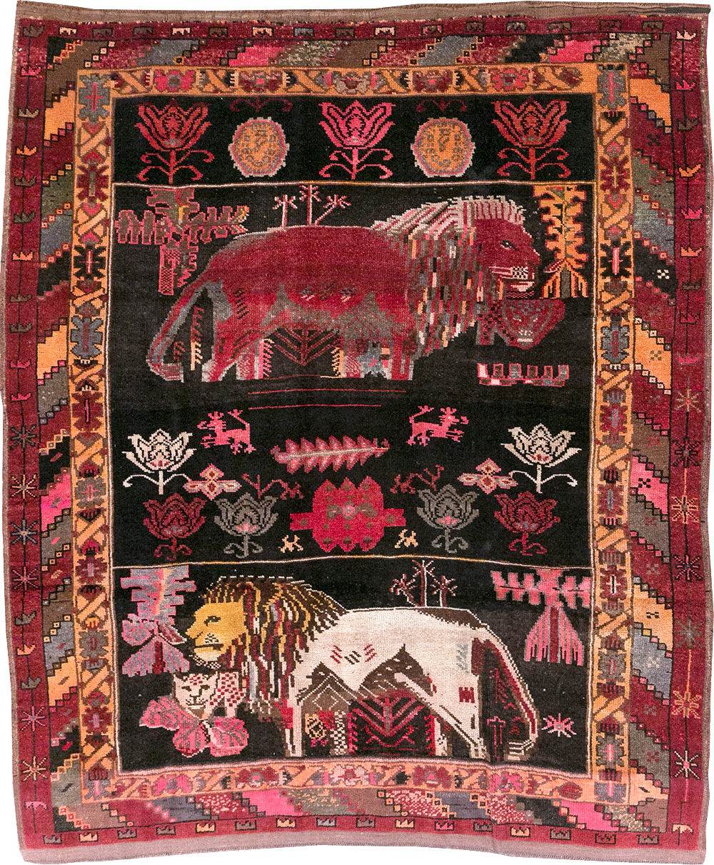 Vintage Turkish Anatolian Pictorial Accent Carpet, No.31909 - Galerie Shabab