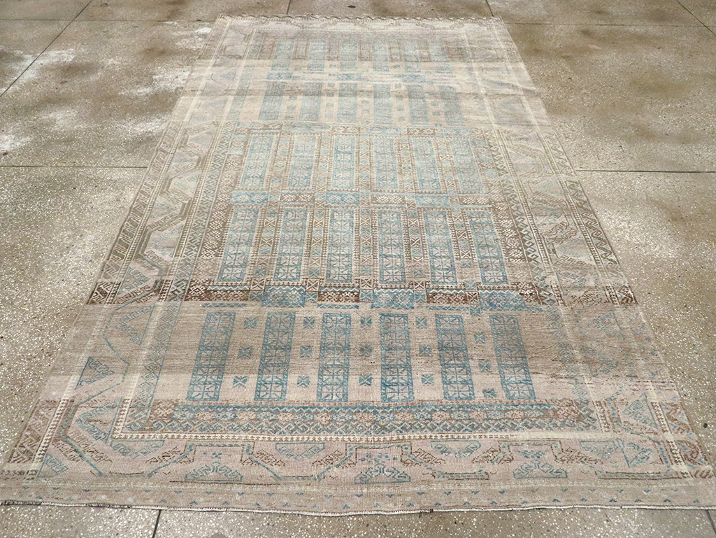 Vintage Persian Baluch Carpet, No.31918 - Galerie Shabab