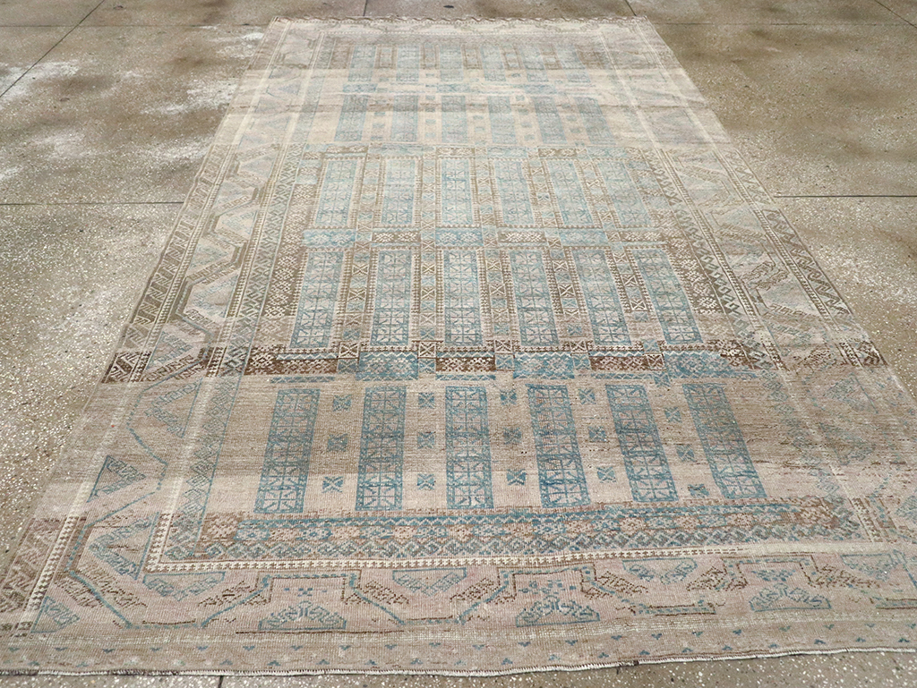 Vintage Persian Baluch Carpet, No.31918 - Galerie Shabab