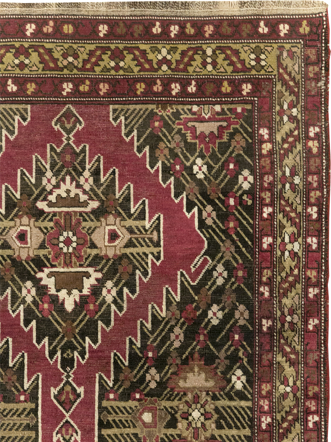 Antique Caucasian Karabagh Accent Rug, No.31923 - Galerie Shabab