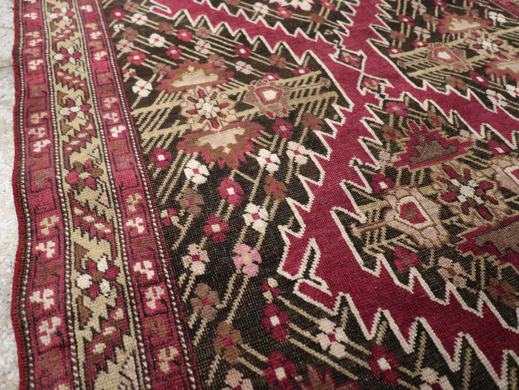 Antique Caucasian Karabagh Accent Rug, No.31923 - Galerie Shabab