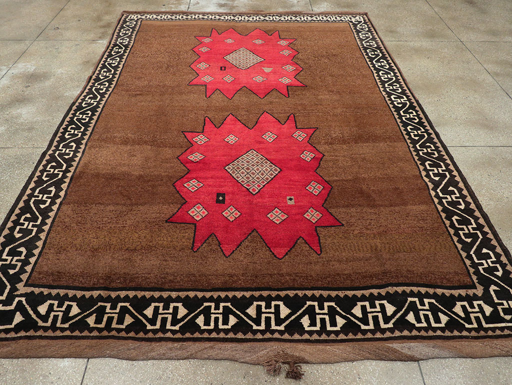 Tribal Vintage Turkish Anatolian Room Size Carpet, No.31924 - Galerie Shabab