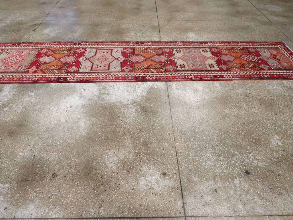Vintage Turkish Tribal Runner, No.31928 - Galerie Shabab