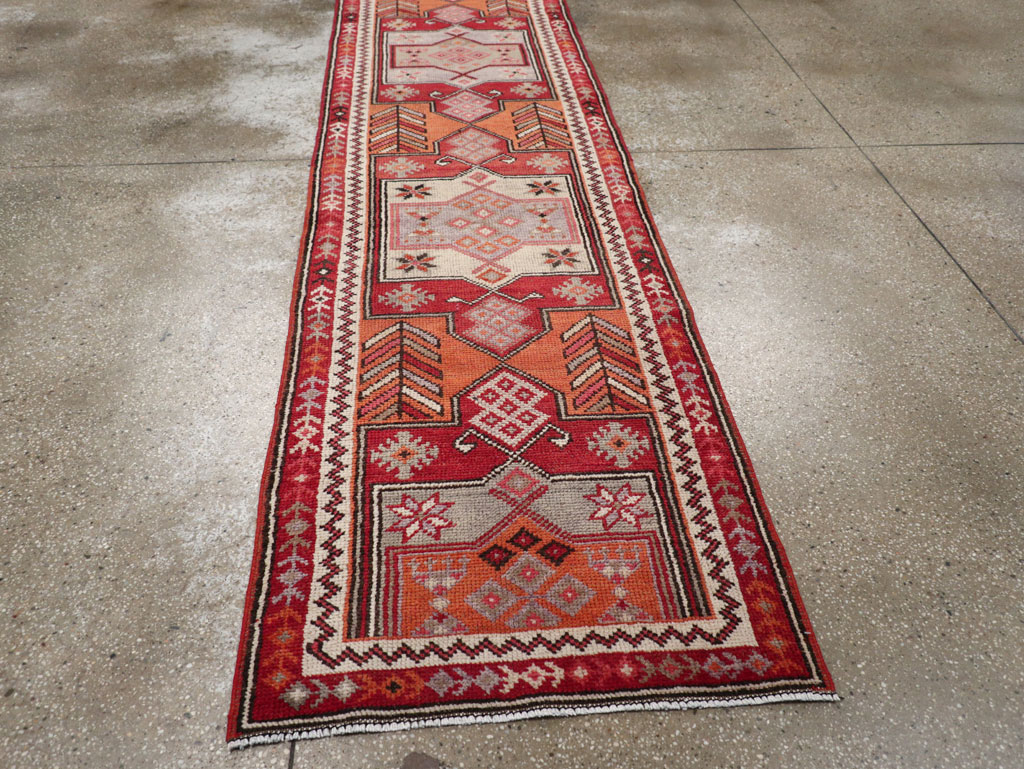 Vintage Turkish Tribal Runner, No.31928 - Galerie Shabab