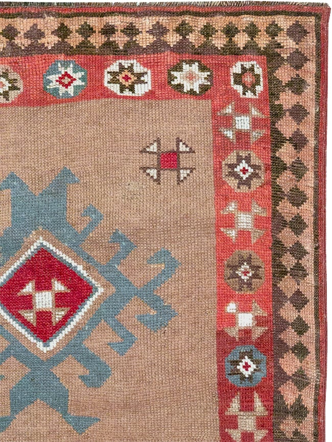 Antique Persian Camel Hair Serab Runner, No.31940 - Galerie Shabab