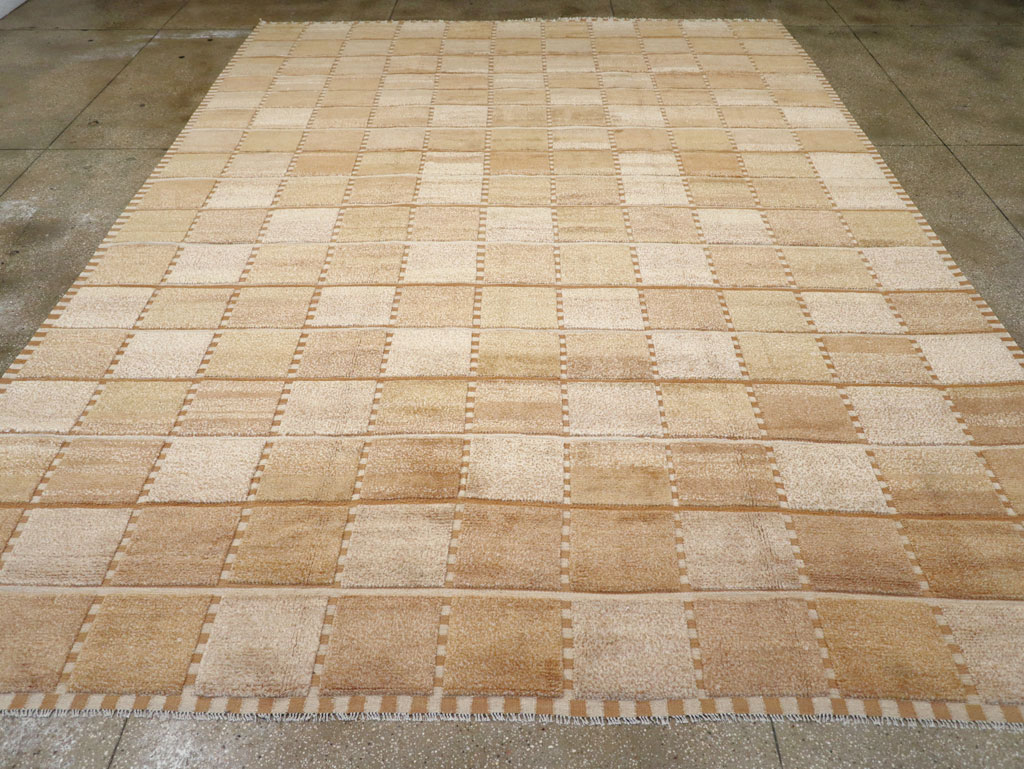 Swedish Inspired Modern Turkish Room Size Carpet, No.31941 - Galerie Shabab